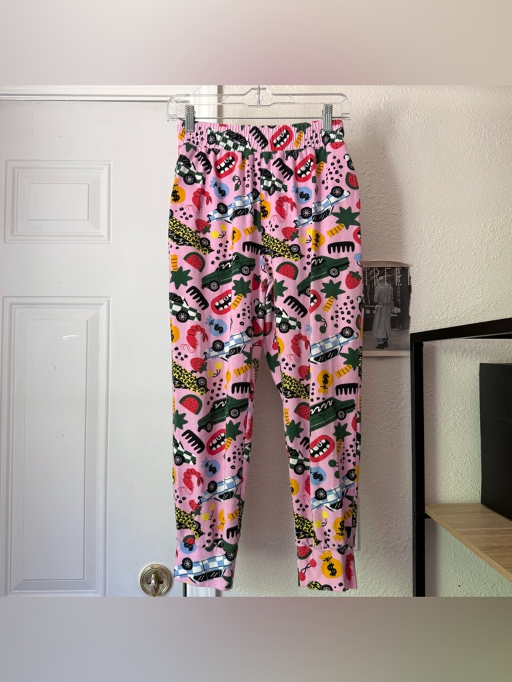 NOOWORKS pink fruit car lips tropical printed cotton Lycra cropped pants